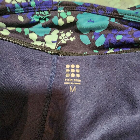 Title Nine Womens Blue Floral Skort With Built-In Shorts Size M - Picture 4 of 4